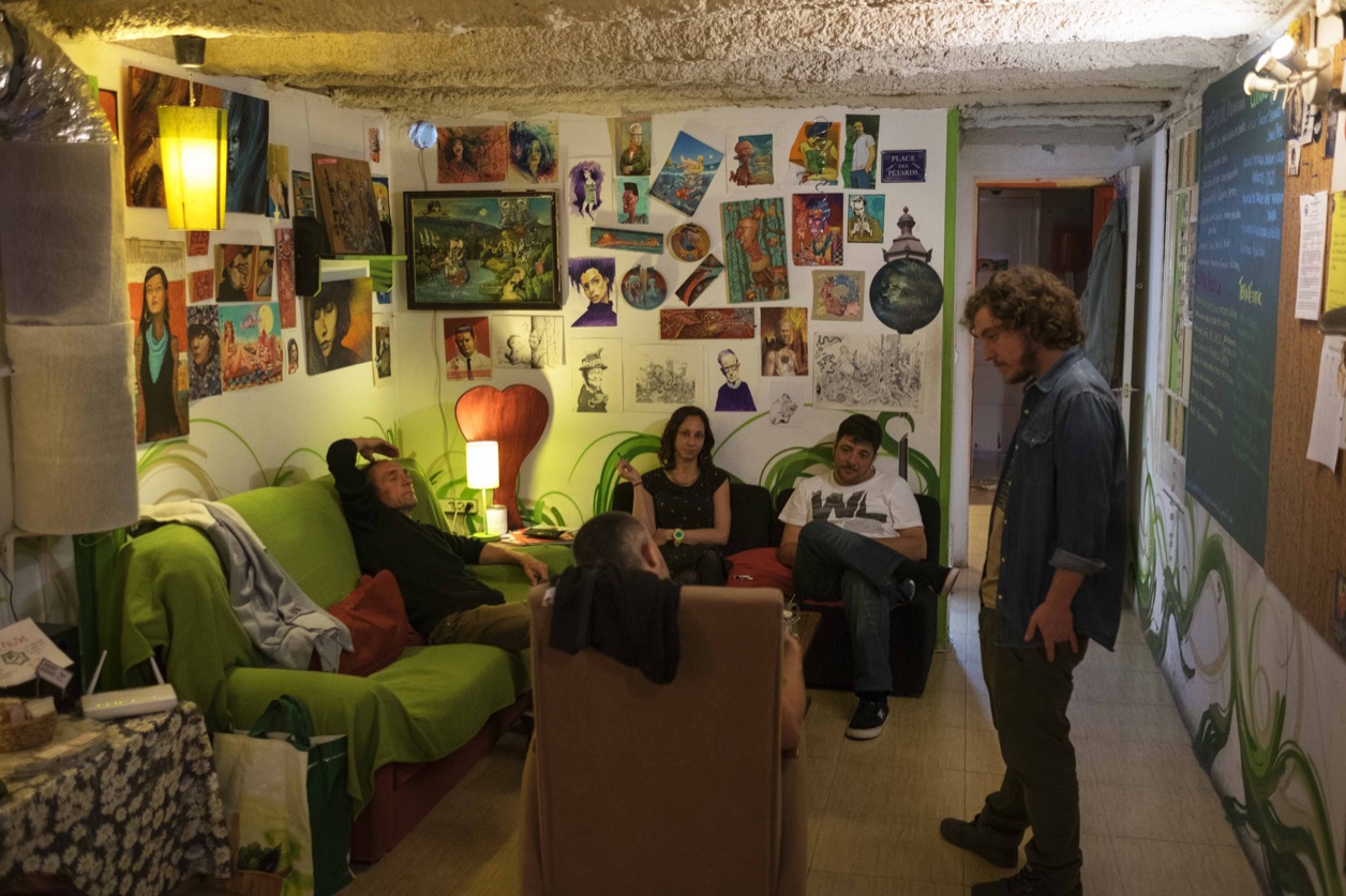 Barcelona cannabis club like a living room Barcelona cannabis club like a living room